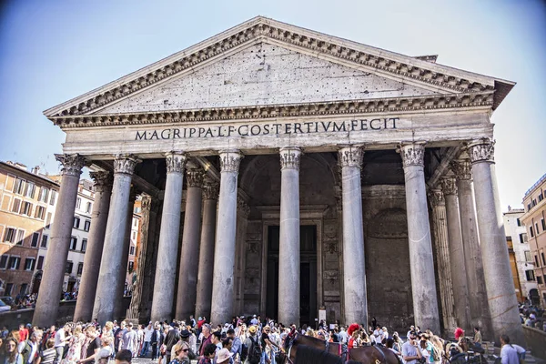 Roma Itália Maio 2018 Antigos Pilares Romanos Templo Panteão Roma — Fotografia de Stock