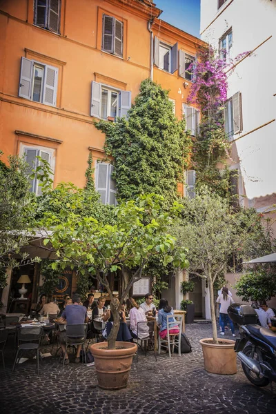 Roma Italia Mayo 2018 Restaurante Callejero Roma Italia Acogedora Cafetería — Foto de Stock