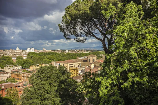 広場ガリバルディ イタリア ローマのジャニコロの丘からローマ市内のローマ イタリア 2018年 Arial ビュー — ストック写真
