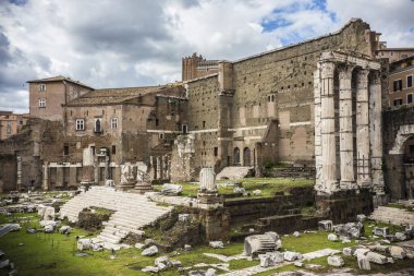 ROME, ITALY - Mayıs 2018: Roma Forumu (Foro Romano) bakış açısı. Antik Roma şehri, İtalya