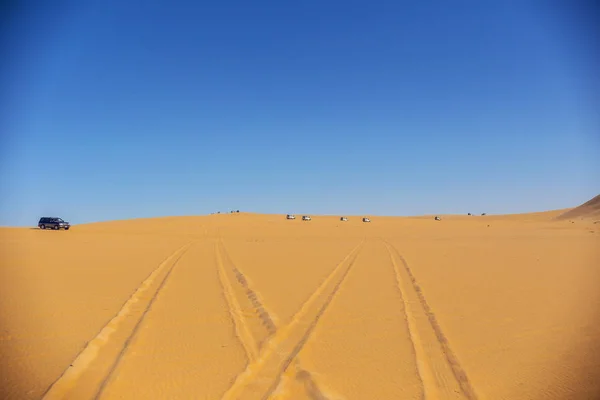 Bahariya Ägypten April 2018 Jeep Cars Der Sahara Wüste Weiße — Stockfoto