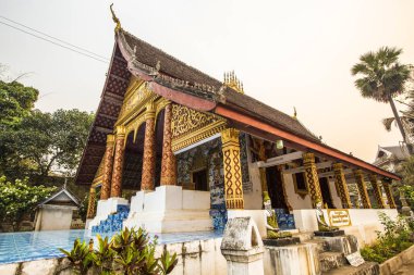 Geleneksel Laos Budist tapınağı Luang Prabang, Laos