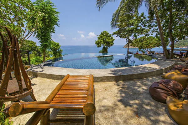 泰国陶岛 2019年4月 海景和游泳池 开阔视野 在泰国陶岛度过美妙的假期 — 图库照片