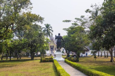  Royal Palace Museum, Luang Prabang National Museum, Statue of Sisavang Vong in the palace park, Laos