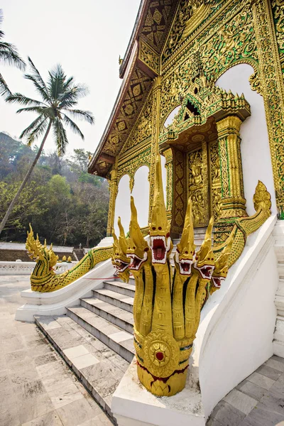 Haw Pha Bang Royal Temple Built Enshrine Phra Bang Buddha — Stockfoto