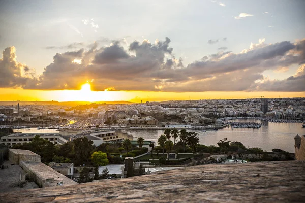 Valletta Malta Septiembre 2018 Impresionante Puesta Sol Sobre Ciudad Valeta —  Fotos de Stock