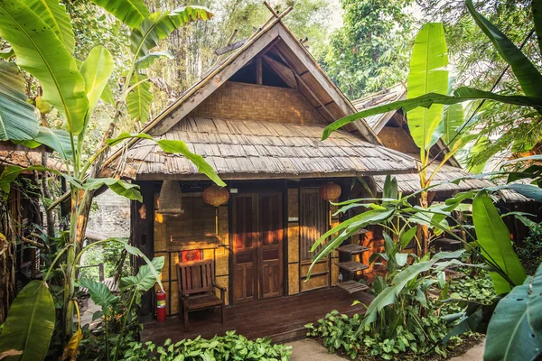 Luang Prabang Laos Március 2019 Hagyományos Lao Stílusú Villa Trópusi — Stock Fotó