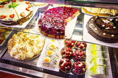 Satılık pastane, kek ve tatlılar Vitrini