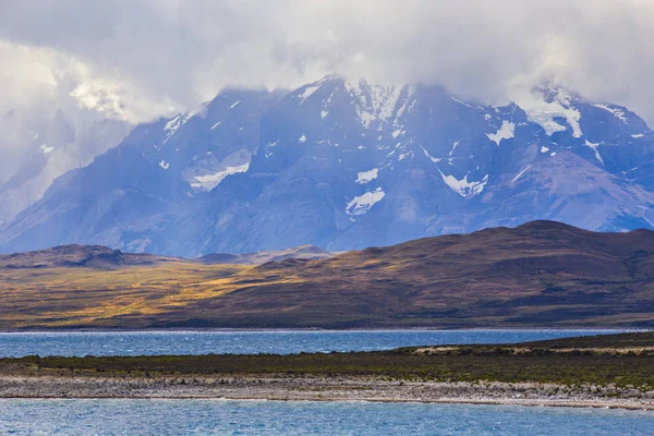 Spektakularny Widok Góry Andów Patagonii Argentyna — Zdjęcie stockowe