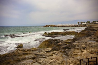 Deniz kıyısının güzel manzarası 