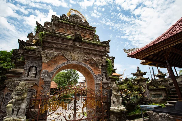 Ubud Indonézia 2020 Március Ubud Palota Belső Udvara Építészet Részletei — Stock Fotó