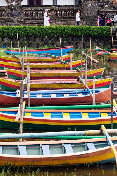 Bali Indonesia February 2020 Colorful Boats Ulun Danu Beratan Temple —  Fotos de Stock