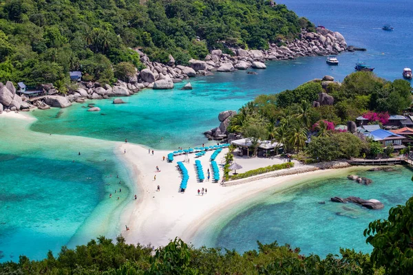 Aerial View Green Mountains Edged Turquoise Blue Sea Koh Tao — Foto de Stock