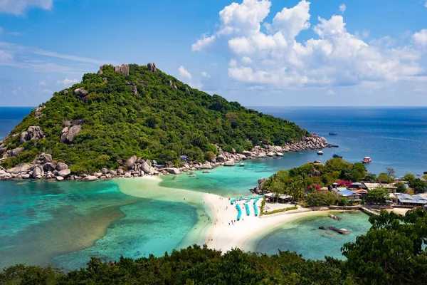 Aerial View Green Mountains Edged Turquoise Blue Sea — Stock Photo, Image