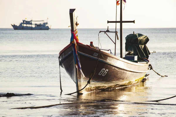 Koh Tao Thailand März 2019 Spektakulärer Sonnenuntergang Sairee Beach Boote — Stockfoto