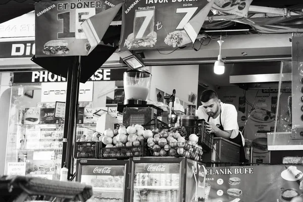 Obchod Ovocem Džusem Oblasti Istanbul Galata Turecko — Stock fotografie