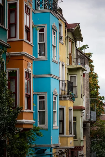イスタンブール トルコ 2020年9月 イスタンブールのバラット地域 カラフルな家や狭い通り イスタンブール トルコ — ストック写真