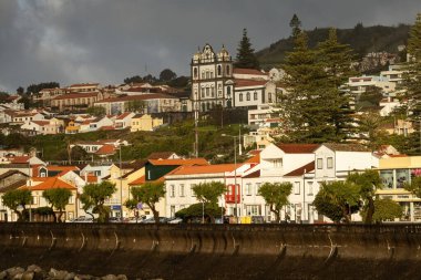 Azores Portekiz 'deki Faial Adası' ndaki Horta Körfezi manzarası