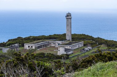 Terk Edilmiş Ponta dos Roaiis Deniz Feneri, Jorge Adası, Azores, Portekiz