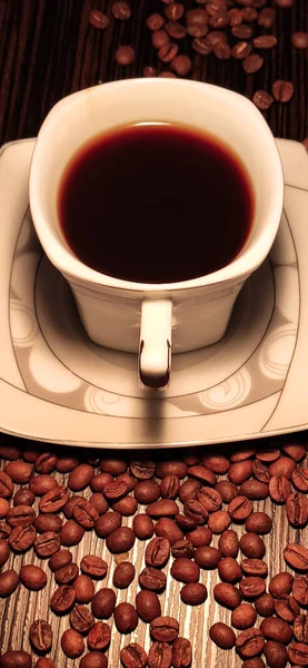 Filiżanka Kawy Palonej Ziarnie Kawy — Zdjęcie stockowe