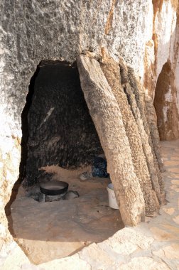 MATMATA, TUNISIA - 3 Şubat 2009: Berber yeraltı evleri, Matmata, Tunus