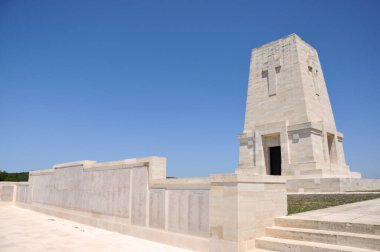 Çanakkale, Türkiye - 24 Haziran 2011: Türkiye 'deki Gelibolu Savaş Alanlarında Lone Pine ANZAC Anıtı.