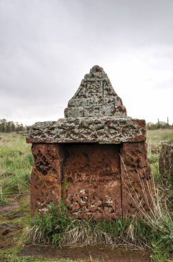 Bitlis, Türkiye - 21 Mayıs 2011: Ahlat Seljukian Mezarlığı. Seljuk Dönemi Mezar Taşları.