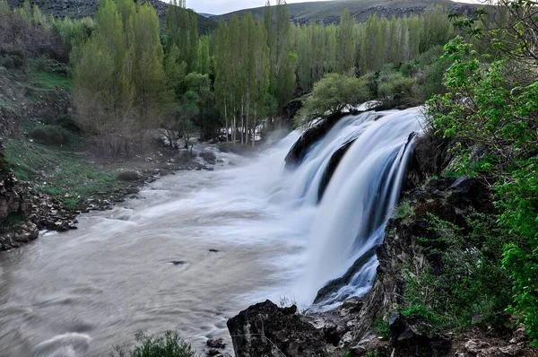 Van Turquía Mayo 2011 Cataratas Muradiye Anatolia Oriental Efecto Difuminado — Foto de Stock