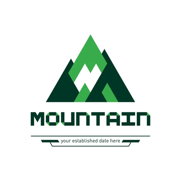 Yeşil geometrik dağlar logo şablonu. Spor mağazaları için turizm ve doğa hakkını saklı tutar. Şirket kimliği, reklam, afiş, broşür, afiş, web ve el ilanı için yaratıcı ve modern sembolü.