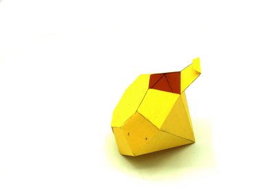 Geometrik şekil kağıttan kesilmiş ve beyaz arka plan üzerinde fotoğraflandı. Elmas Geometri ağı. 3b şekil veya katı oluşturmak için katlanabilir 2b şekli. Üç boyutlu figürler ortaya çıktı. Izole.