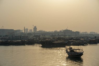 Doha limanda gemilerde