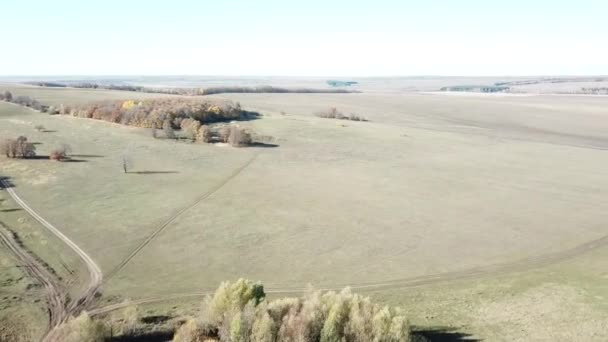 Natureza russa na primavera, atirando com um helicóptero — Vídeo de Stock