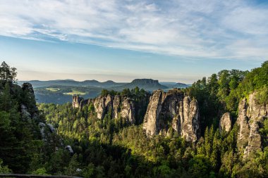 gün doğumunda sakson İsviçre kayalar, Almanya