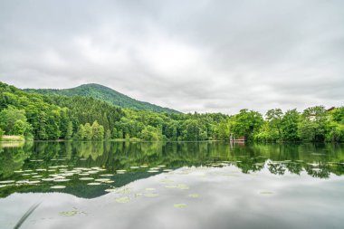 hoeglwoerth lake, bavyera, almanya