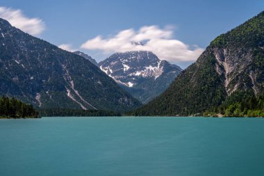 avusturya alplerinde göl plansee, tirol, avusturya