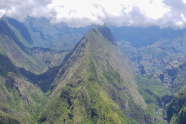 Cape Noir 'deki Cirque de Mafate