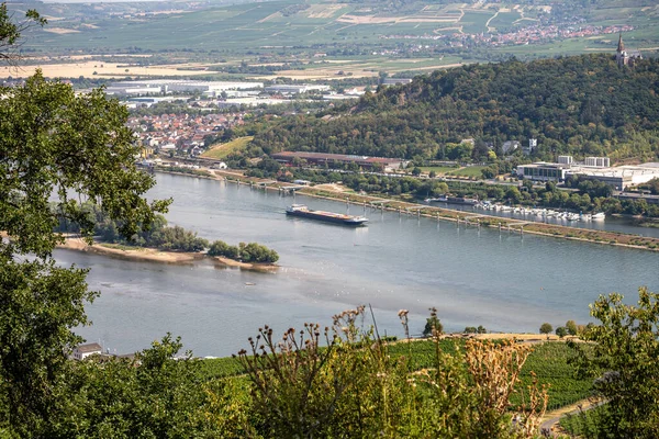 Blick Auf Die Hanglagen Entlang Des Rheins Und Die Fulminantere — Stockfoto