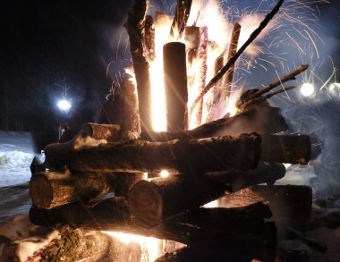 Gecenin büyük yangın