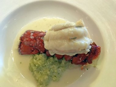 akşam yemeği için ıstakoz kuyruk