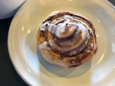 Tarçın rulo yakın bir görünümde