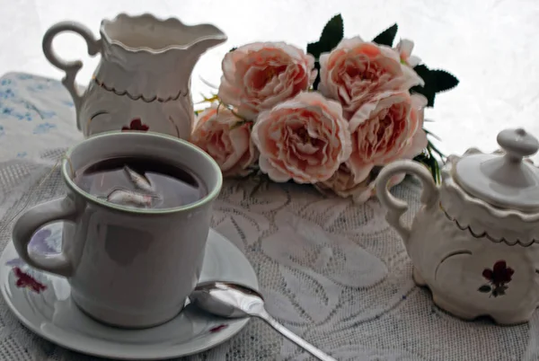 Cup Tea Tea Set Some Flowers — Stock Photo, Image