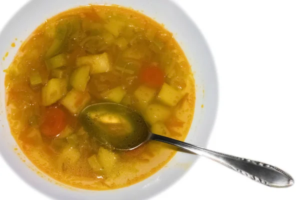 beyaz zemin üzerinde sebze çorbası.