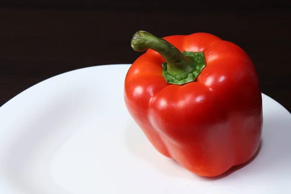 Stillleben Mit Essen Eine Große Süße Bulgarische Paprika Liegt Auf — Stockfoto