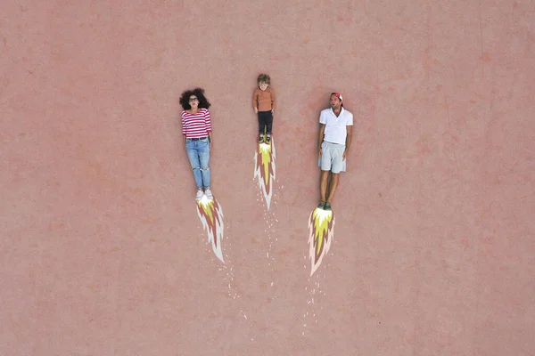 Una Familia Joven Como Los Cohetes Fue Viaje Concepto Vacaciones —  Fotos de Stock