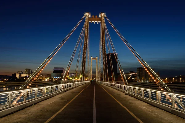 Cable Zůstal Mostě Přes Yenisei Krasnojarsk Lineární Perspektiva — Stock fotografie