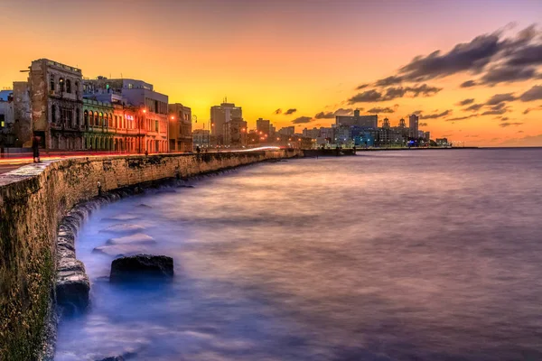 Puesta Sol Malecón Frente Mar Habana — Foto de Stock