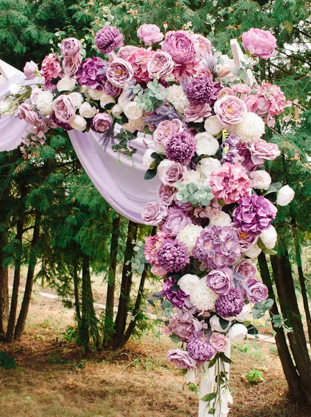 Decoração Casamento Floral Roxo Arco Flores Lilás — Fotografia de Stock