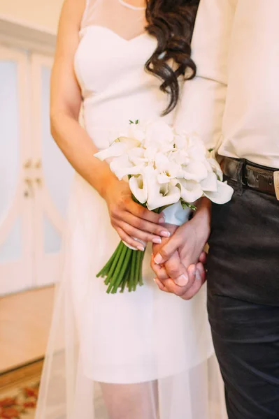 Conceito Casamento Noiva Noivo Mãos Dadas — Fotografia de Stock