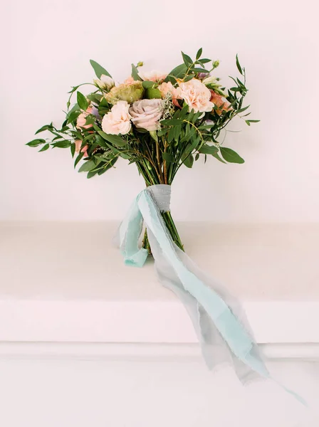 Esküvői Csokor Pályázat Virágokkal — Stock Fotó