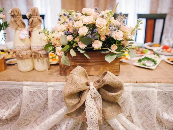 Elegant Bouquet Tender Flowers Table — Stock Photo, Image